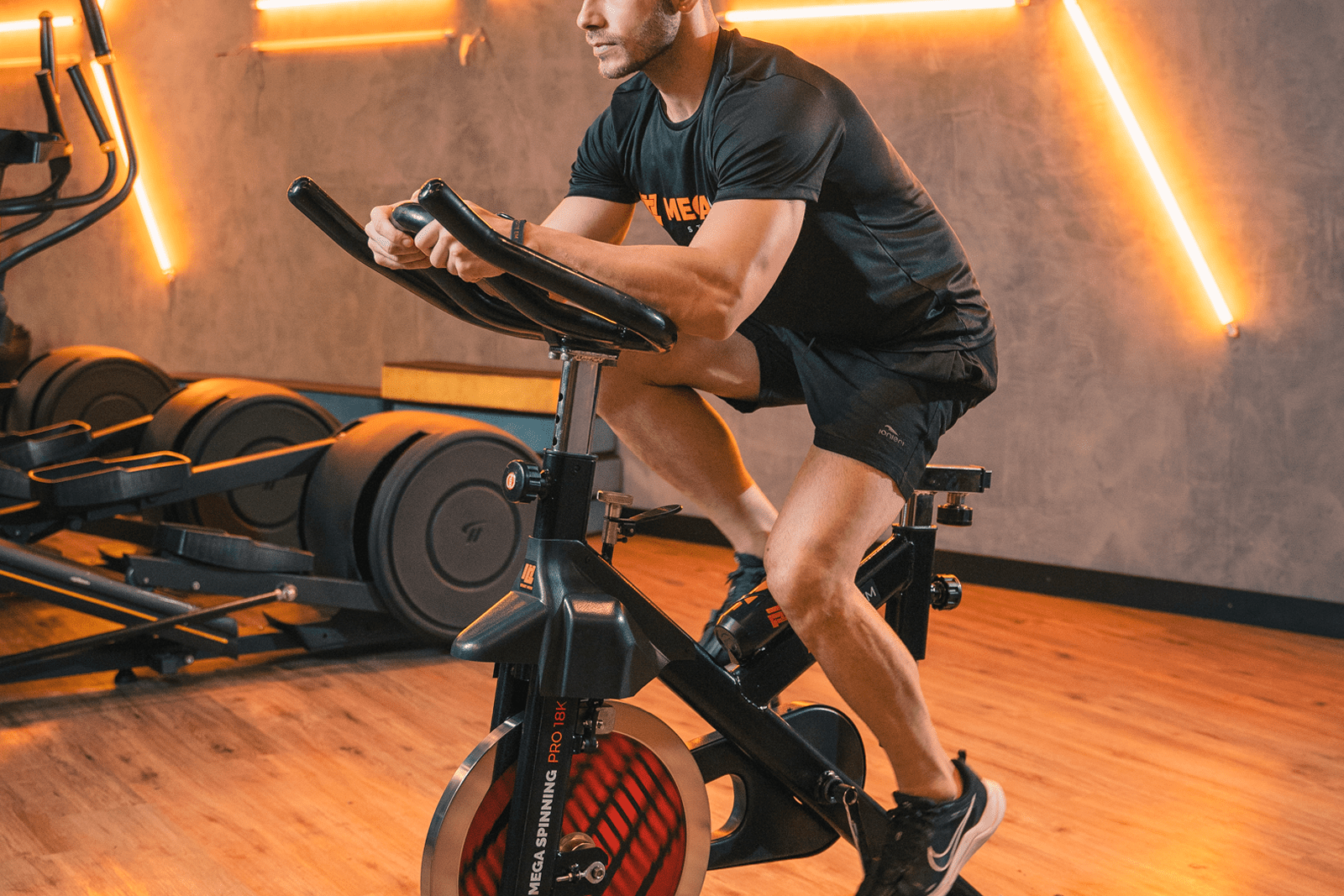Como usar de forma eficiente sua Bike Spinning Profissional - MegaGym