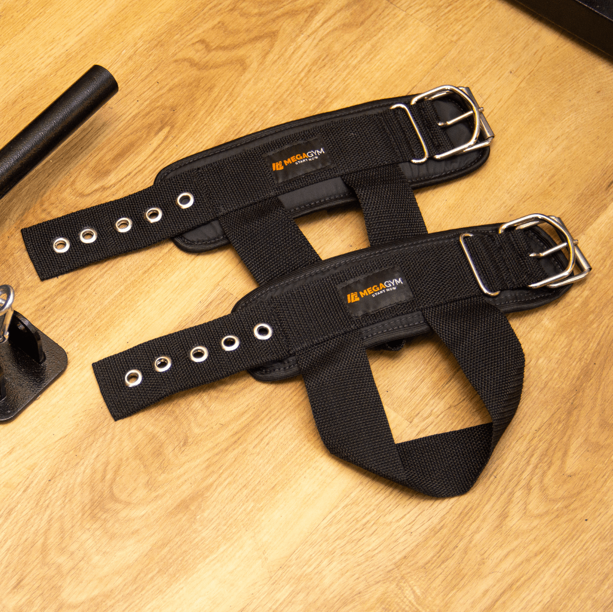 Tornozeleira Puxador Com Argolas Para Polia - MegaGym