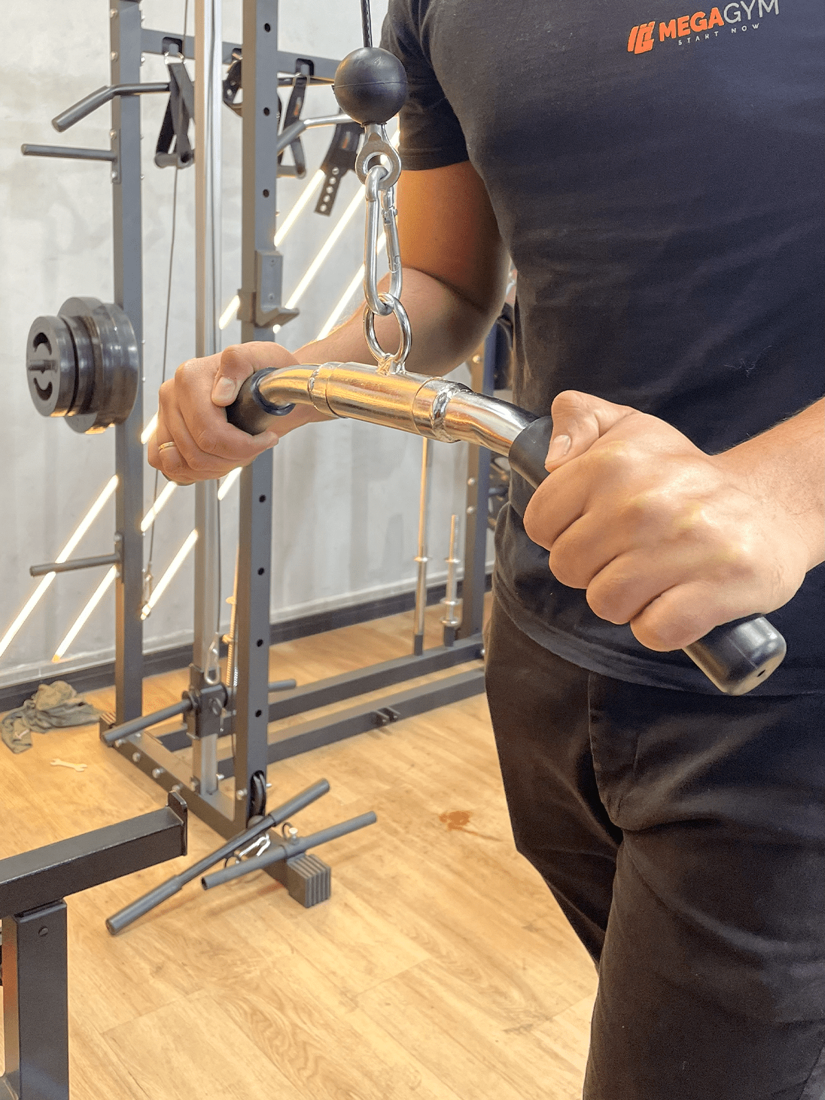 Puxador Pulley Curvado 50 cm Articulado Cromado - MegaGym
