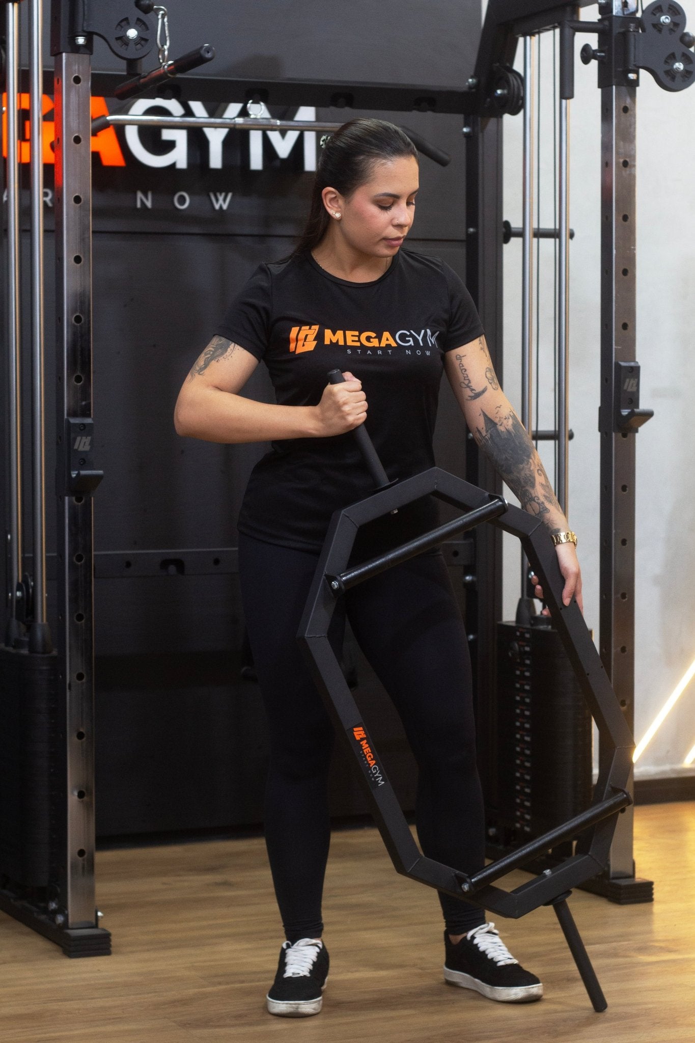 Barra Hexagonal 1,25M 25mm Maciça Pintada - MegaGym