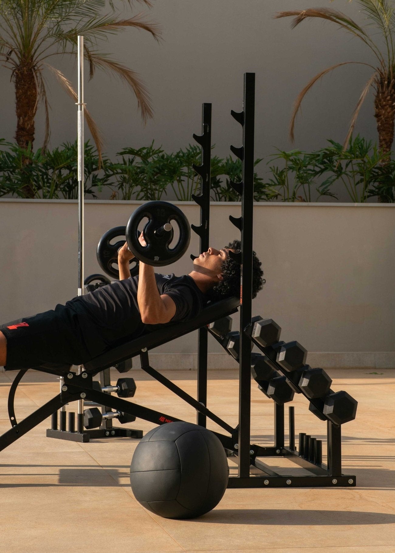 Banco Regulável 10x1 com Cadeira Extensora + Scot + Rack Agachamento - MegaGym