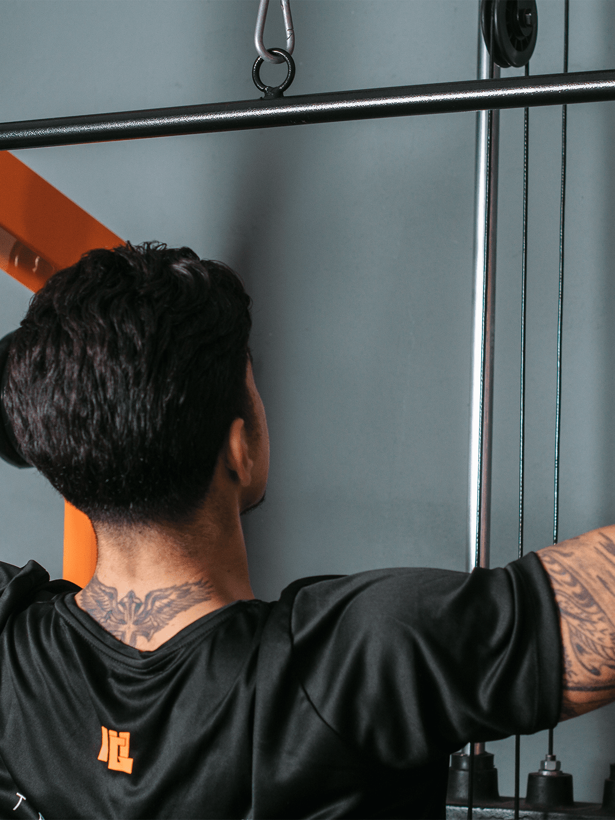 Puxador Barra Pulley 97cm Fixo Com Pegada Emborrachada - MegaGym