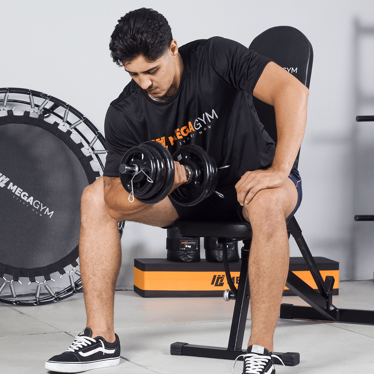 Kit Treino Com Par Halteres Barra 40cm + 24kg Anilhas Sport Pintadas - MegaGym