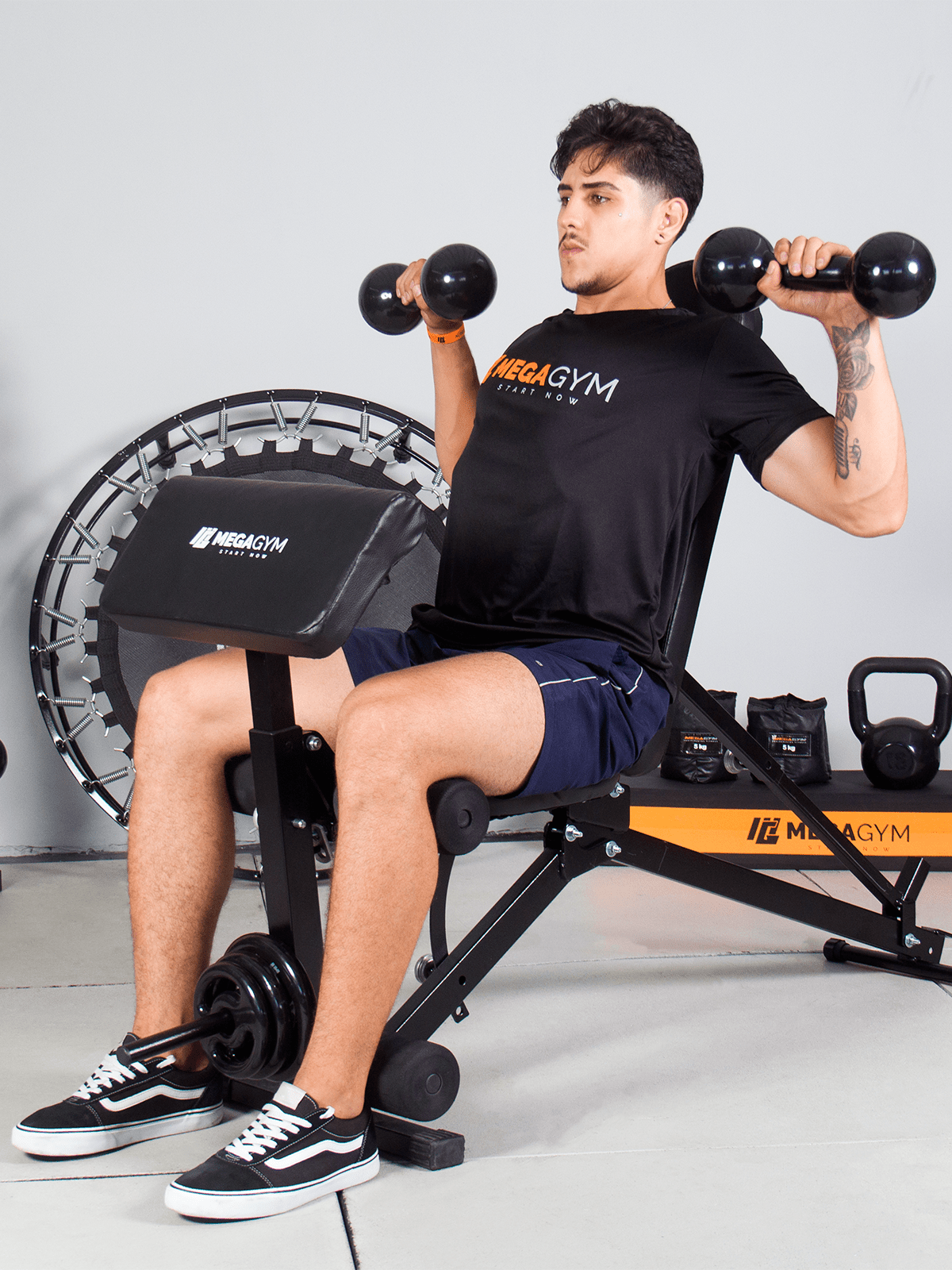 Banco 10x1 P/ Supino Com Rosca Scott Cadeira Extensora - MegaGym