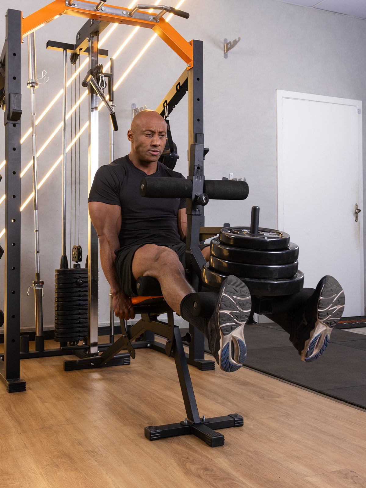 Banco Supino Regulável Com Cadeira Extensora E Mesa Flexora Ajustáveis