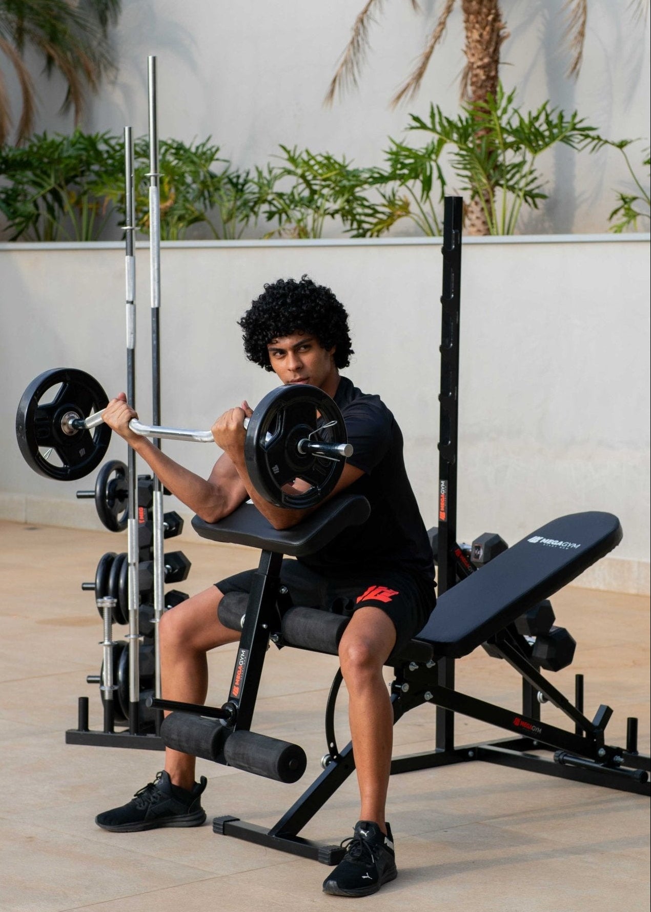 Banco Regulável 10x1 com Cadeira Extensora + Scot + Rack Agachamento - MegaGym