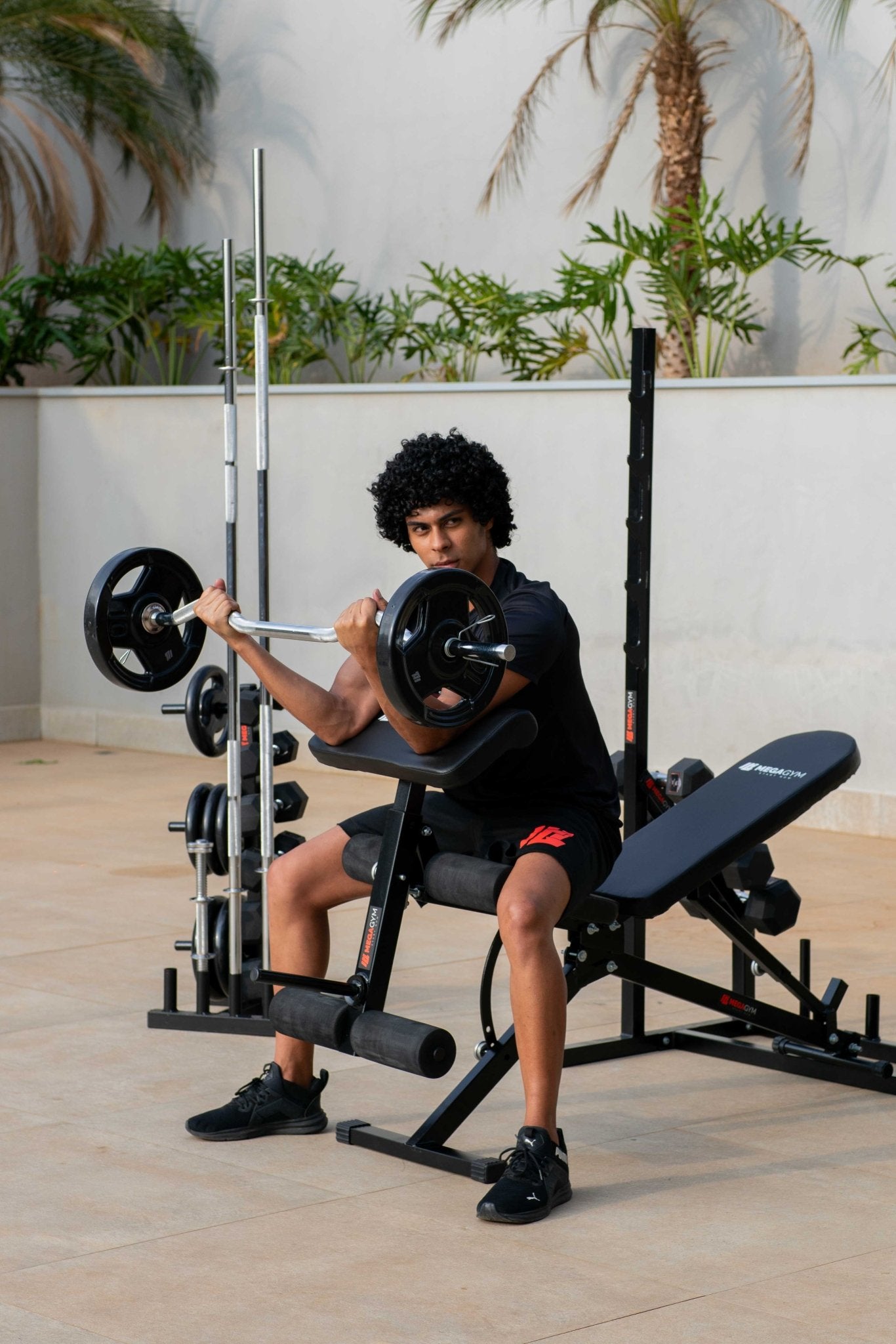 Banco Regulável 10x1 com Cadeira Extensora + Scot + Rack Agachamento - MegaGym