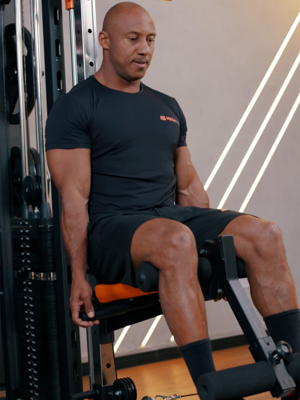 Cadeira Extensora Para Estação De Musculação MegaRack Crossover - MegaGym