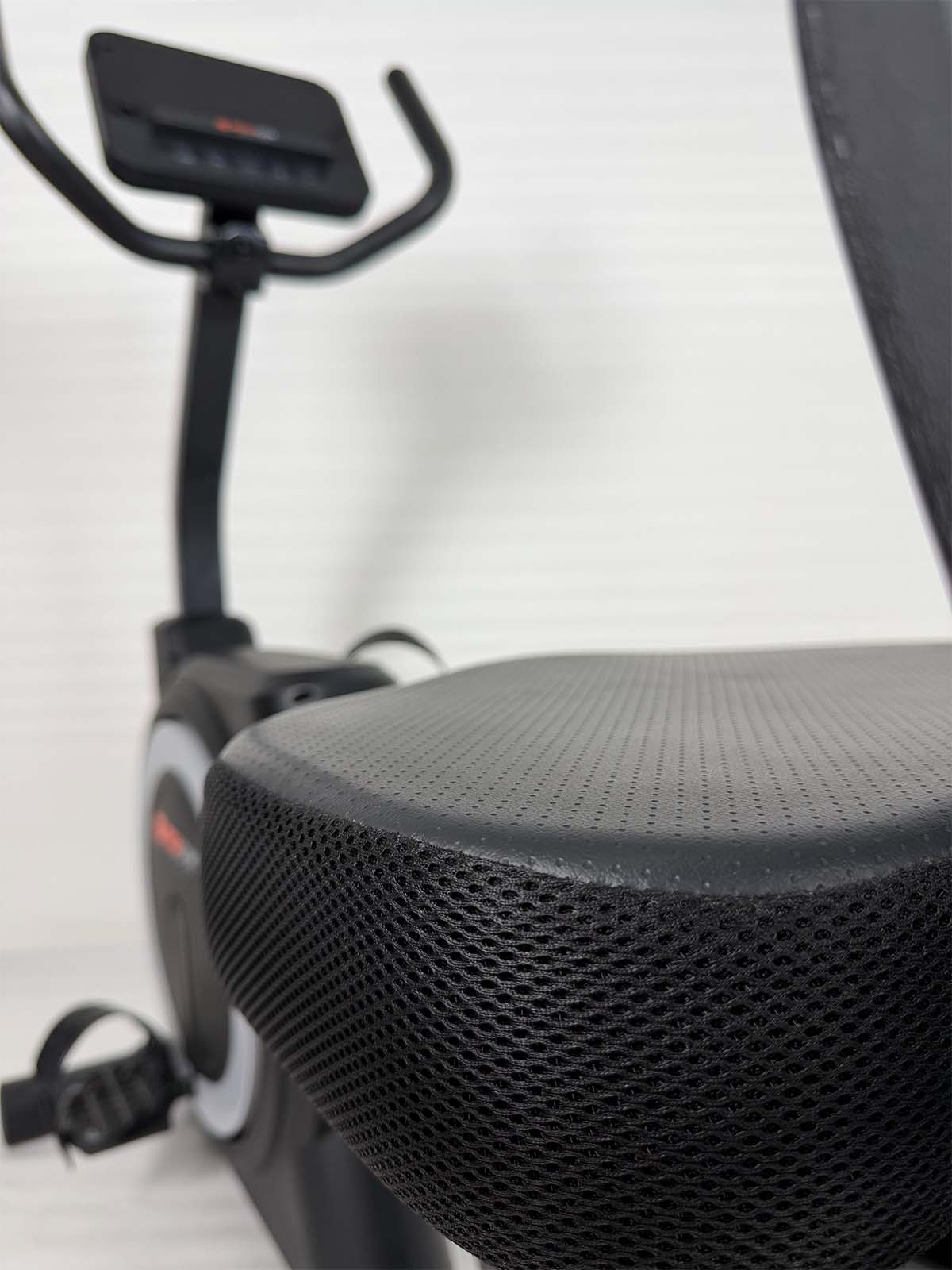 Bike Horizontal Horizon 5000 Smart Advanced | Ajuste Automático de Carga | Bluetooth | Resistência Magnética | Suporta 130Kg