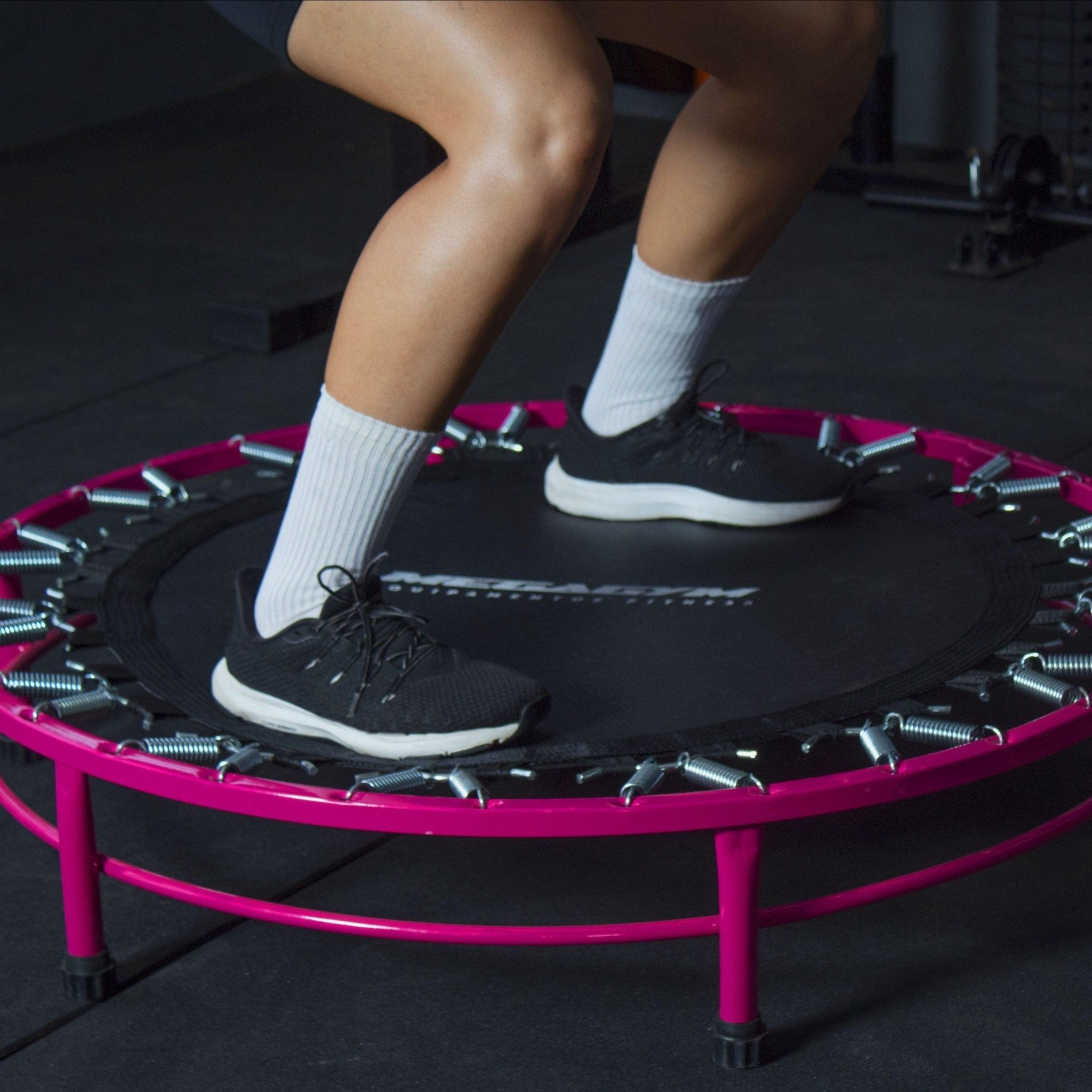 Mini Jump Trampolim 32 Molas Profissional para Treino de Musculação em ...