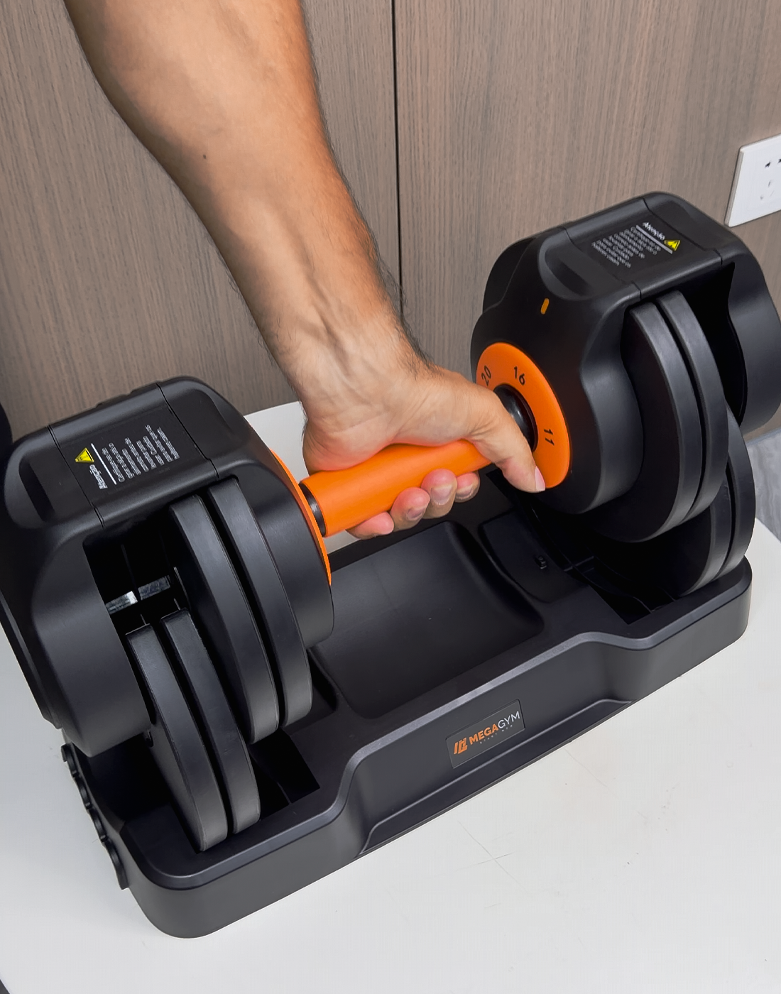 Halter Dumbbell Regulável | 5 Configurações de peso | Base para suporte dos Halteres