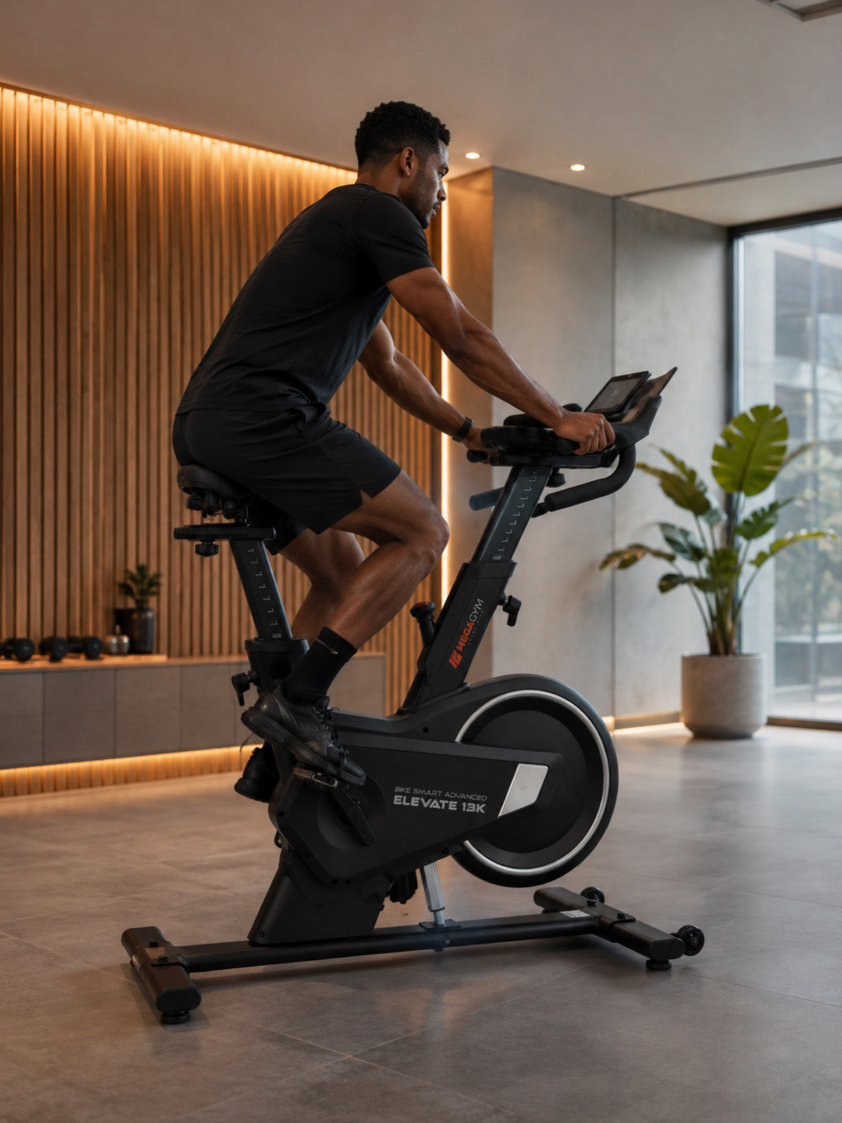 Bike Smart Advanced Elevate 13K | Ajuste Automático de Inclinação e Intensidade | Disco De Inercia 13K | Resistência Magnética| Suporta 150 Kg