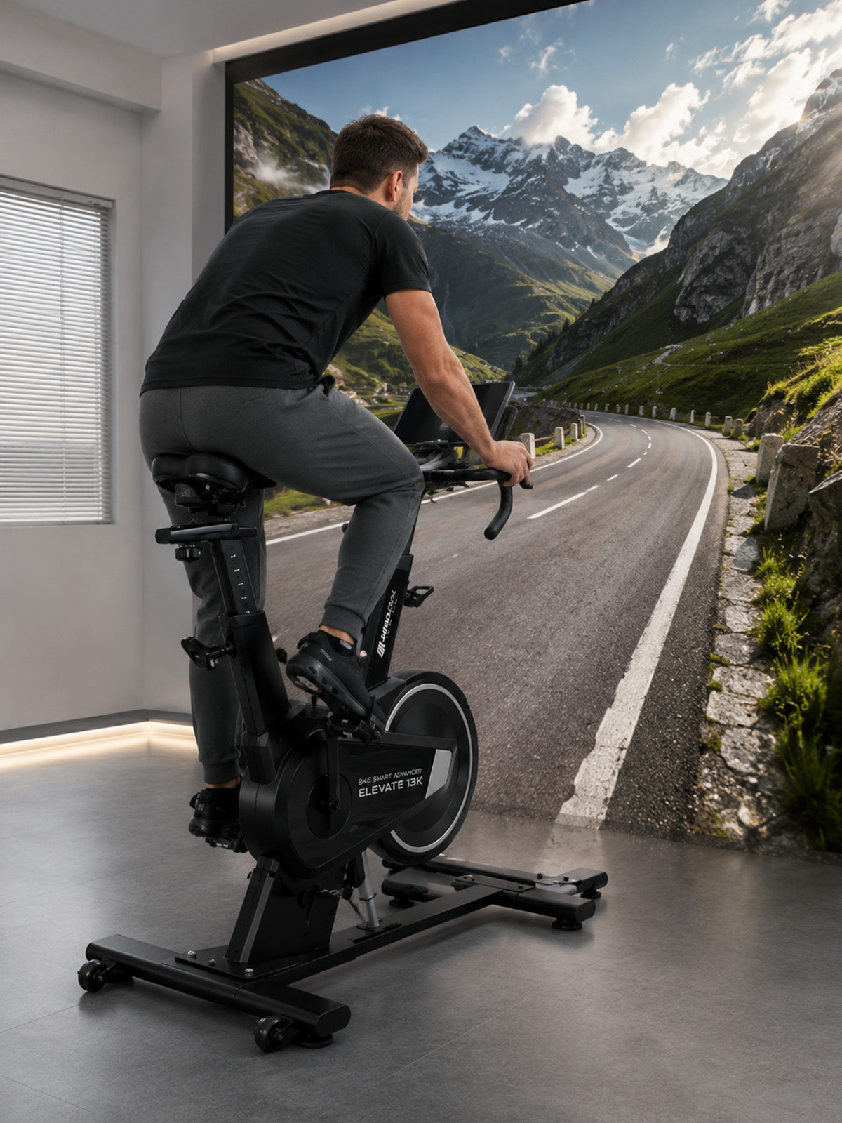 Bike Smart Advanced Elevate 13K | Ajuste Automático de Inclinação e Intensidade | Disco De Inercia 13K | Resistência Magnética| Suporta 150 Kg