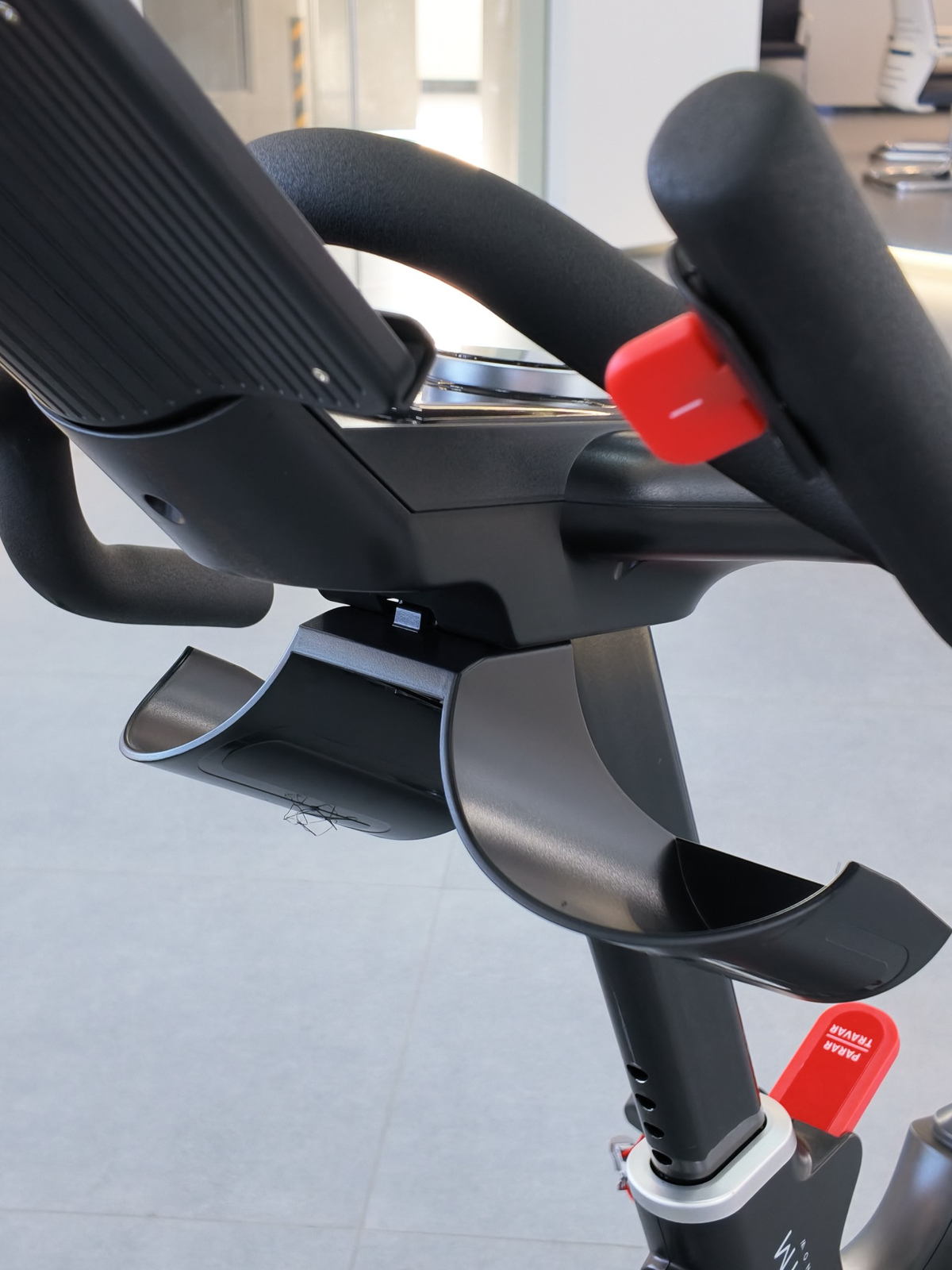 Bike Profissional Smart Advanced Pro 20K | Ajuste Automático De Intensidade | Disco De Inercia 20K | Suporta 150Kg